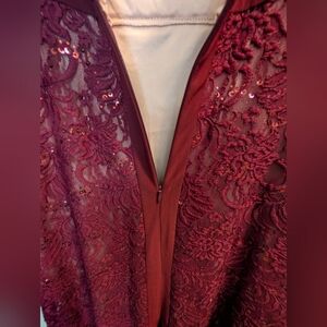 NWT $128  Elegant Burgundy Wine/ Beige Lace Evening Gown